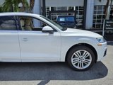 Used 2020 Audi Q5 2.0T Premium Plus image 2