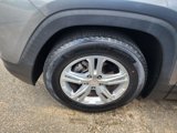 Used 2021 GMC Terrain SLE w/ Driver Convenience Package image 5