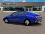 New 2025 Hyundai Elantra SE image 4
