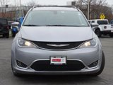 Certified 2020 Chrysler Pacifica Touring-L w/ Tire & Wheel Group image 4