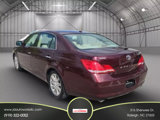 Used 2010 Toyota Avalon Limited image 3