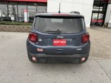 Used 2021 Jeep Renegade Latitude w/ Luxury Group I image 4