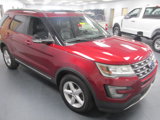 Used 2017 Ford Explorer XLT w/ Equipment Group 202A image 3