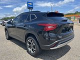 Used 2024 Chevrolet Trax LT image 3