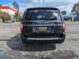 Used 2013 Chrysler Town & Country Touring image 5