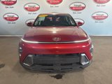 Used 2024 Hyundai Kona SE image 2