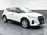 Used 2021 Nissan Kicks S image 3