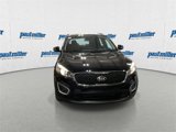 Used 2017 Kia Sorento LX w/ LX Convenience Package image 3
