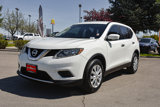 Used 2016 Nissan Rogue S image 2