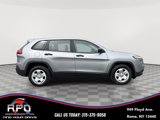 Used 2017 Jeep Cherokee Sport image 6