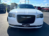 Used 2019 Chrysler 300 S w/ 300S Premium Group image 2