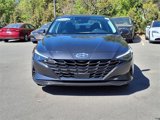 Used 2021 Hyundai Elantra SEL w/ Convenience Package image 2