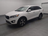 Used 2017 Kia Sorento EX image 2