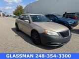 Used 2014 Chrysler 200 LX image 2