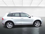 Used 2013 Volkswagen Touareg Executive image 3