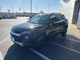 Used 2021 Chevrolet TrailBlazer LT image 2