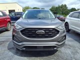 Certified 2024 Ford Edge SE w/ Black Appearance Package image 2