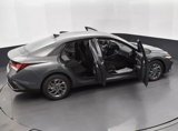 Used 2024 Hyundai Elantra SEL image 6