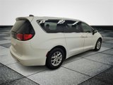 Used 2022 Chrysler Voyager LX image 6