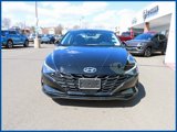 Used 2023 Hyundai Elantra SEL w/ Convenience Package image 3