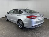 Used 2017 Ford Fusion SE w/ Fusion SE Technology Package image 5