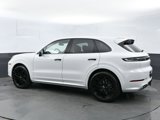 Certified 2024 Porsche Cayenne S image 5