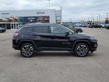 Certified 2022 Jeep Compass Limited w/ Sun and Sound Group image 4