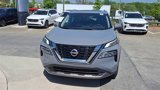 Used 2023 Nissan Rogue SL w/ SL Premium Package image 3