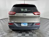 Used 2016 Jeep Cherokee Latitude w/ Comfort & Sound Group image 6