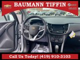 Used 2022 Chevrolet Trax LT w/ LT Convenience Package image 3