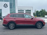 Used 2021 Volkswagen Tiguan SE image 2