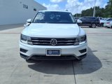 Used 2018 Volkswagen Tiguan SE w/ Panoramic Sunroof Package image 3