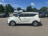 Used 2021 Kia Soul LX image 2