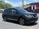 Used 2017 Nissan Pathfinder Platinum image 3