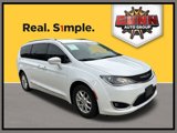 Used 2020 Chrysler Pacifica Touring-L image 3