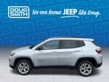 New 2025 Jeep Compass Latitude image 3