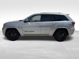 Used 2021 Jeep Grand Cherokee Laredo X image 2