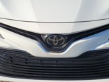 Used 2019 Toyota Camry L image 4