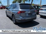 Certified 2022 Volkswagen Tiguan SE w/ Panoramic Sunroof Package image 4