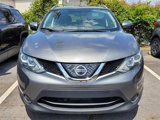 Used 2018 Nissan Rogue Sport SV image 2