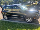 Used 2016 Volkswagen Tiguan S image 4
