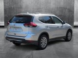 Used 2018 Nissan Rogue SV w/ Sun & Sound Touring Package image 5