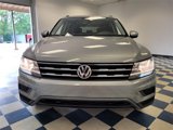 Used 2020 Volkswagen Tiguan SE image 2