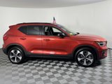 Certified 2023 Volvo XC40 B5 Plus w/ Climate Package image 4