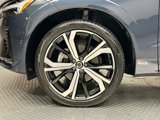 Used 2023 Volvo XC60 B5 Ultimate w/ Climate Package image 5