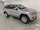 Used 2021 Jeep Grand Cherokee Laredo X image 3