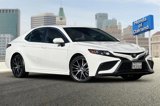 Used 2022 Toyota Camry SE image 2