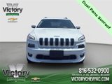 Used 2017 Jeep Cherokee Overland w/ Technology Group image 2