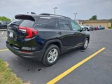 Used 2022 GMC Terrain SLE w/ Driver Convenience Package image 3