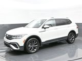 Used 2022 Volkswagen Tiguan SE image 2